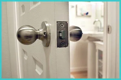 Advanced Locksmith Service Corona del Mar, CA 949-705-4072 - 14-unlock-door