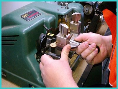 Advanced Locksmith Service Corona del Mar, CA 949-705-4072 Advanced Locksmith Service Corona del Mar, CA 949-705-4072